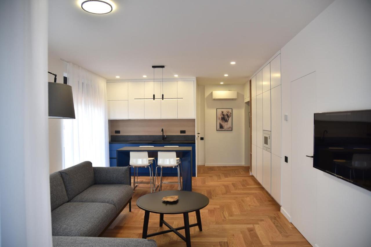 26Bricks Luxury Suites ออราแด ภายนอก รูปภาพ