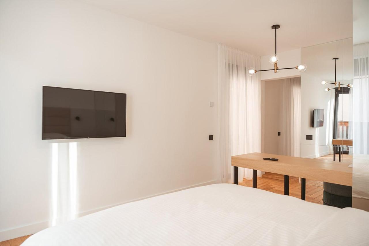 26Bricks Luxury Suites ออราแด ภายนอก รูปภาพ