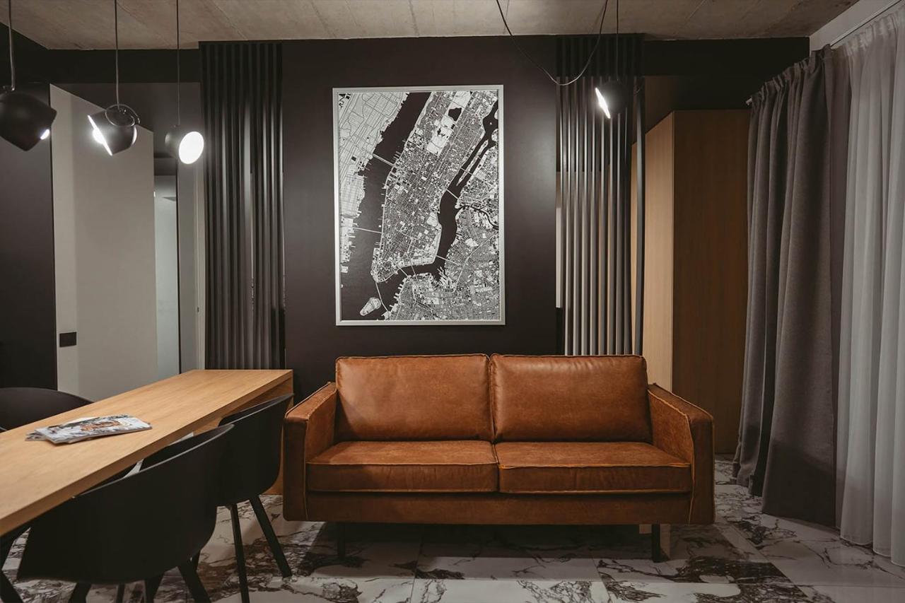 26Bricks Luxury Suites ออราแด ภายนอก รูปภาพ